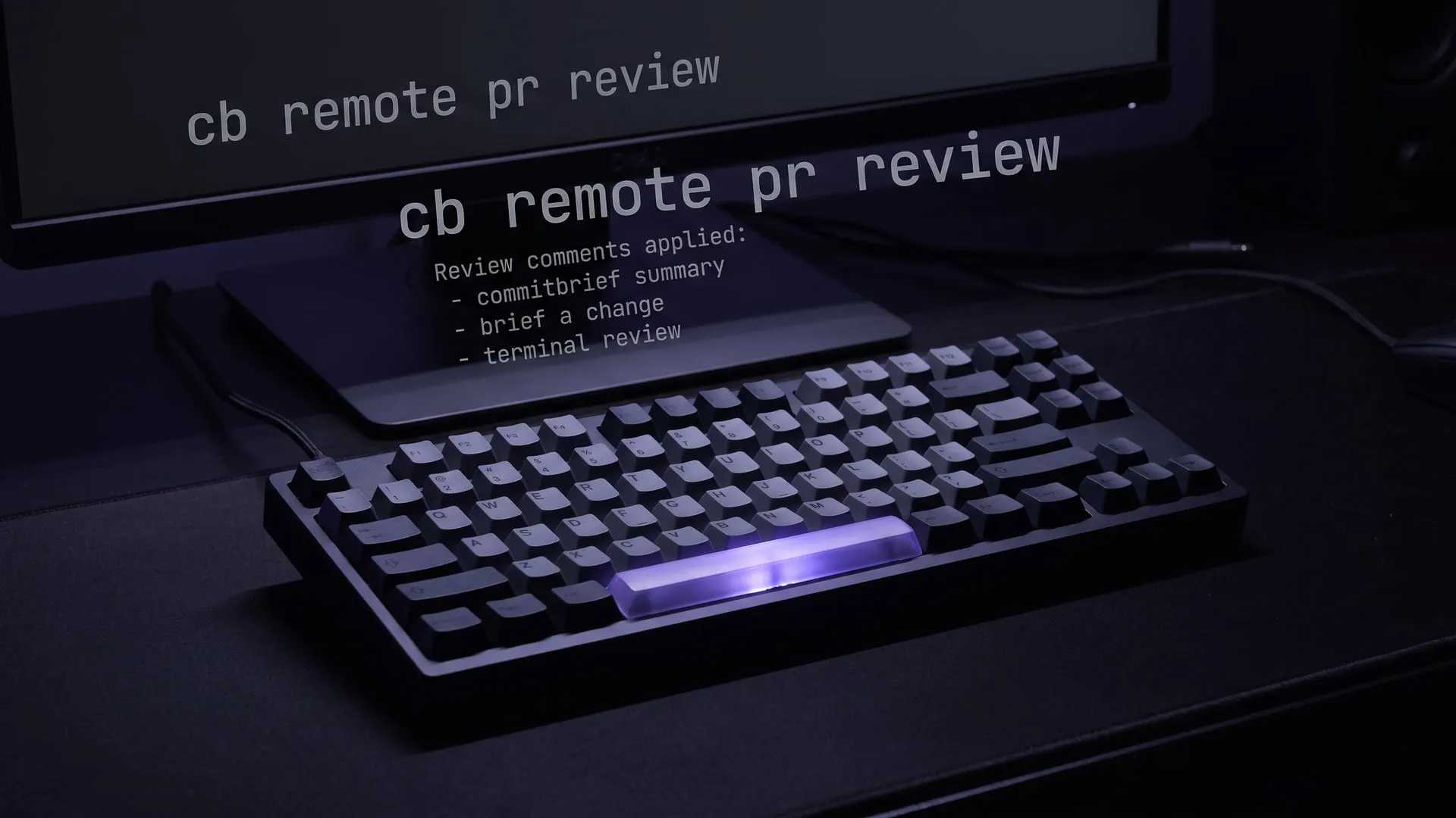 Kapak görseli — boşluk tuşu mor yanan bir klavye; arkadaki ekranda cb remote pr review komutu ve commitbrief summary, brief a change, terminal review satırları